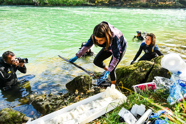 ФОТО: Извучен средњовековни мач из Врбаса 